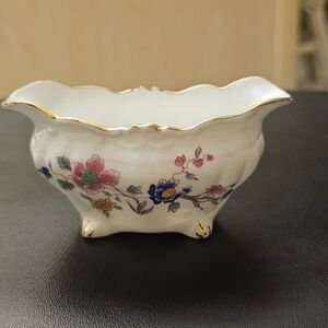 White Porcelain Floral Sugar Bowl with Gold Trim